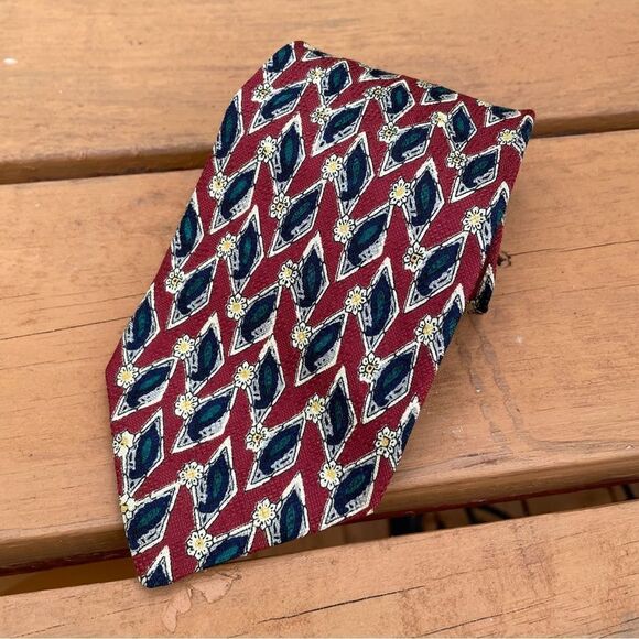 Robert Talbott Necktie Textured Silk Red Green‎ Floral Abstract Geo - Picture 1 of 4
